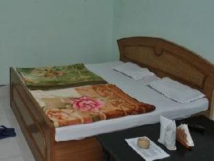 Hotel Neelkanth Лакхнау Экстерьер фото